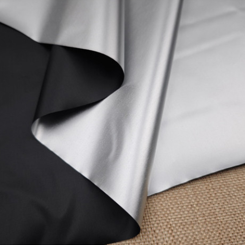 1m Black Silver Coated Blackou - Sewing Cloth recension och pris