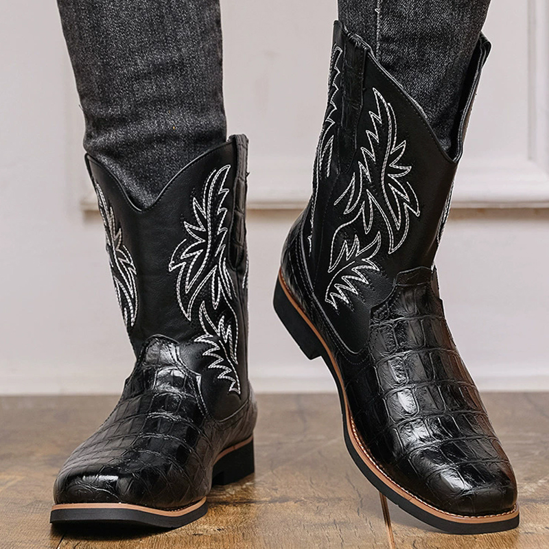 Retro Wide Toe Western Cowboy  - Sewing Embroidery Fabric recension och pris